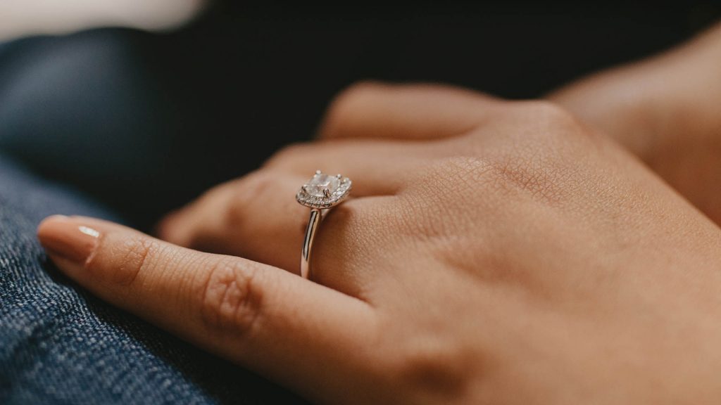 Should I Sell my Old Engagement Ring Legal, Financial & Practical Questions Answered